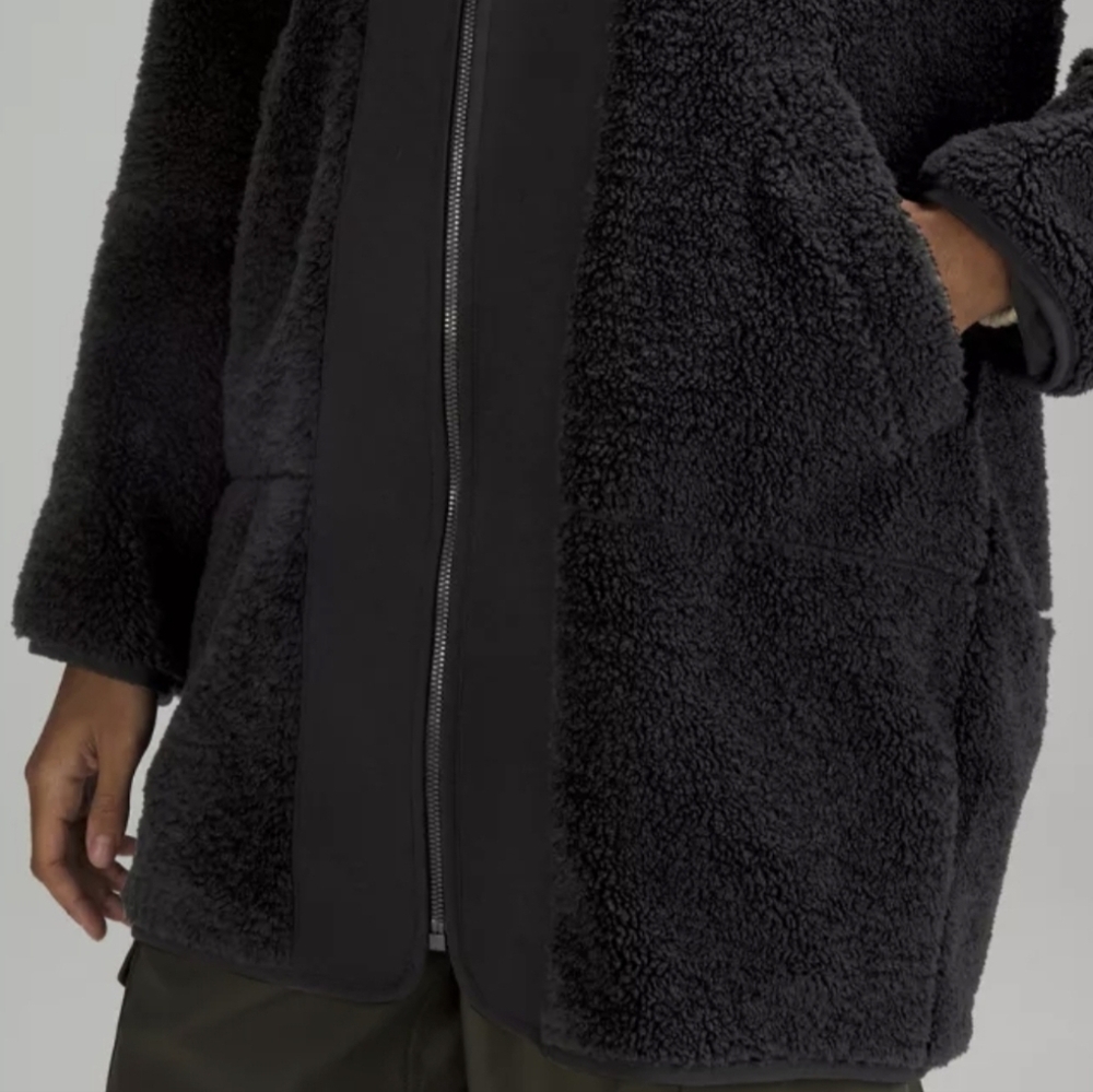 Lululemon Black Sherpa Teddy Jacket Size 6 - Picture 4 of 7